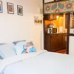Beautiful Studio 450M From The Sacre-Coeur